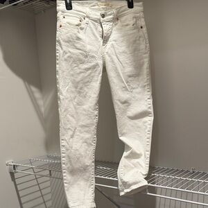 Women's Levi’s White Jeans